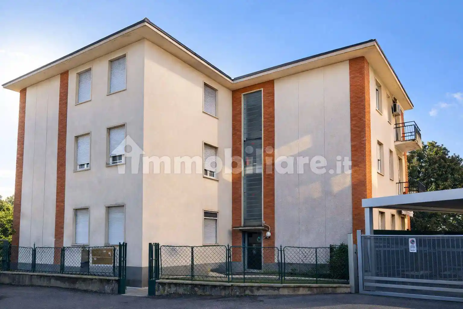 Appartamento in vendita a Solbiate Arno