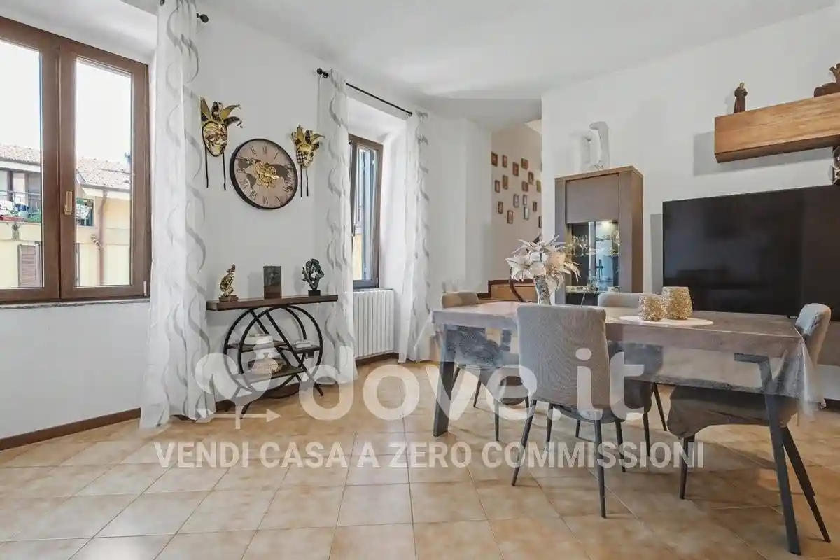 Appartamento in vendita a Lurate Caccivio