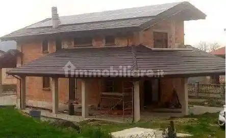 Villa in vendita a Ferriere