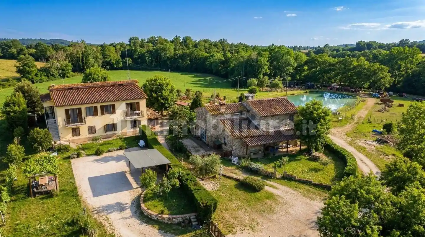 Rustico - Casale in vendita a Casole d'Elsa
