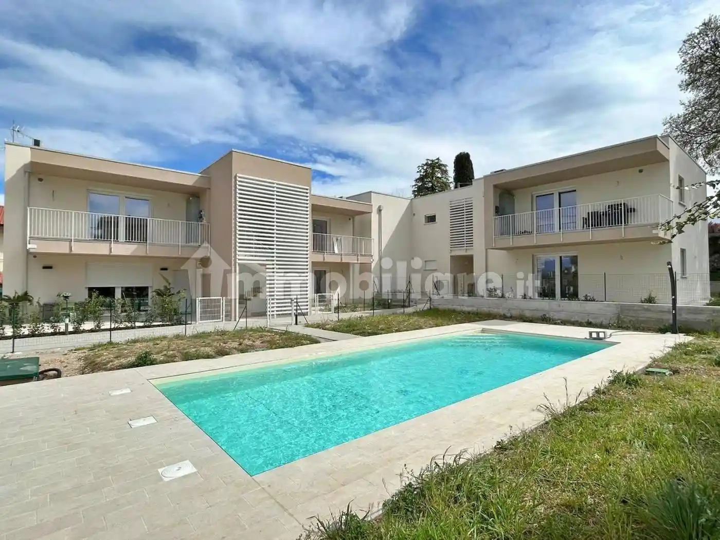 Appartamento in vendita a Peschiera del Garda