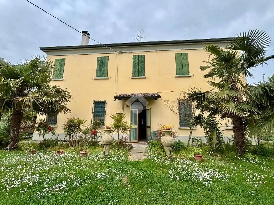 Villa in vendita a Alfonsine