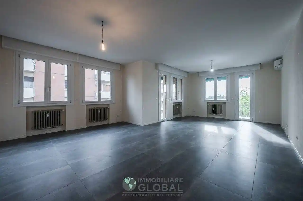 Appartamento in vendita a Modena