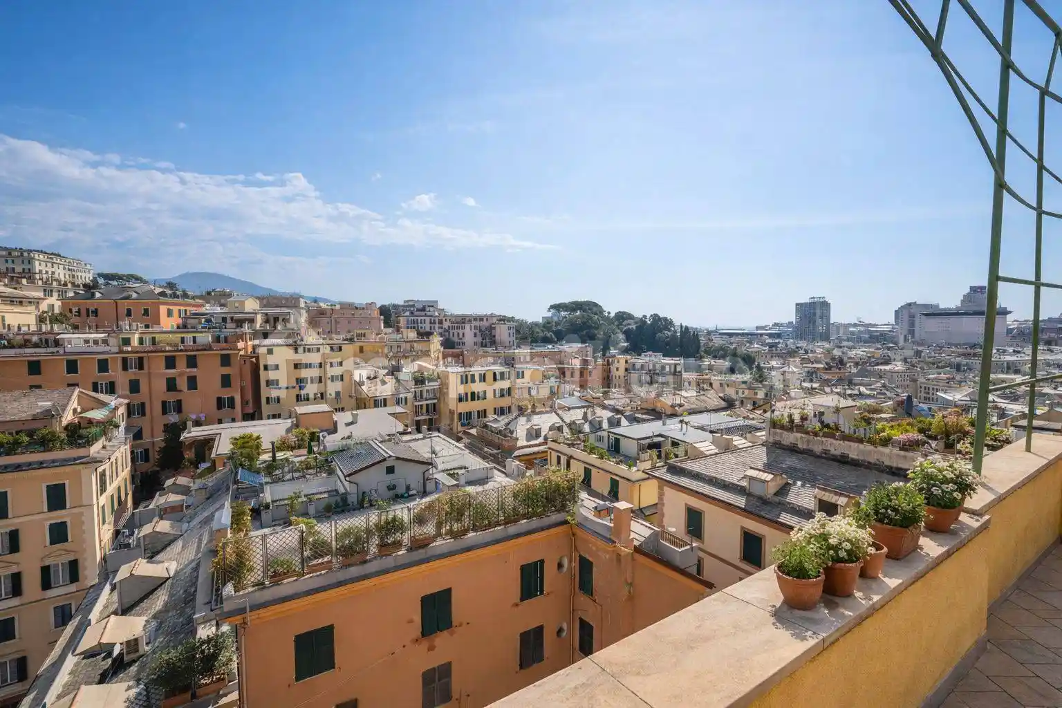 Appartamento in vendita a Genova