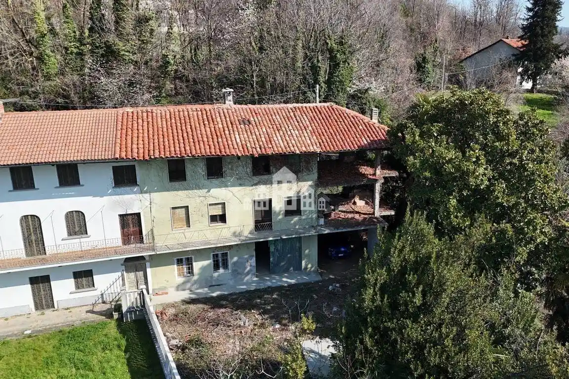 Casa indipendente in vendita a Castellamonte