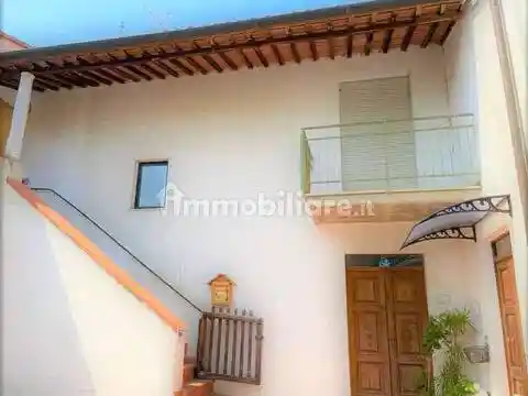 Appartamento in vendita a Marciano della Chiana