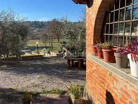 Villa in vendita a Foiano della Chiana