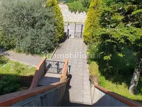 Appartamento in vendita a Lucignano