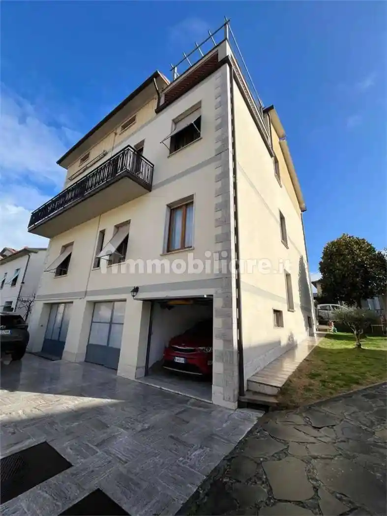 Villa in vendita a Sinalunga