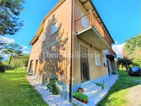 Villa in vendita a Foiano della Chiana