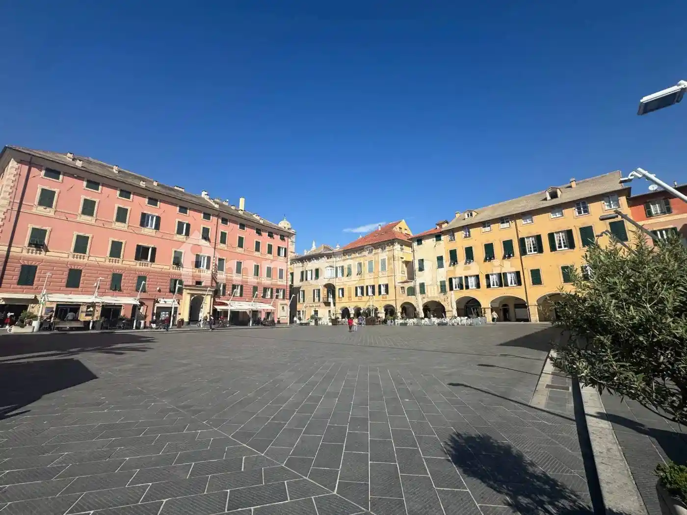 Appartamento in vendita a Finale Ligure