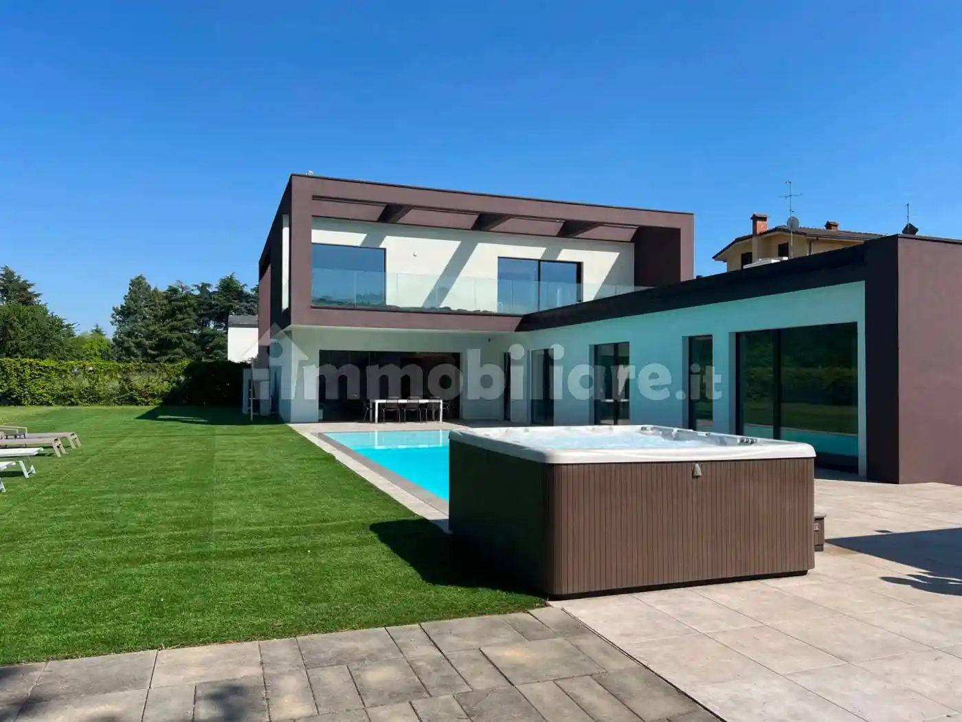 Villa in vendita a Agrate Brianza