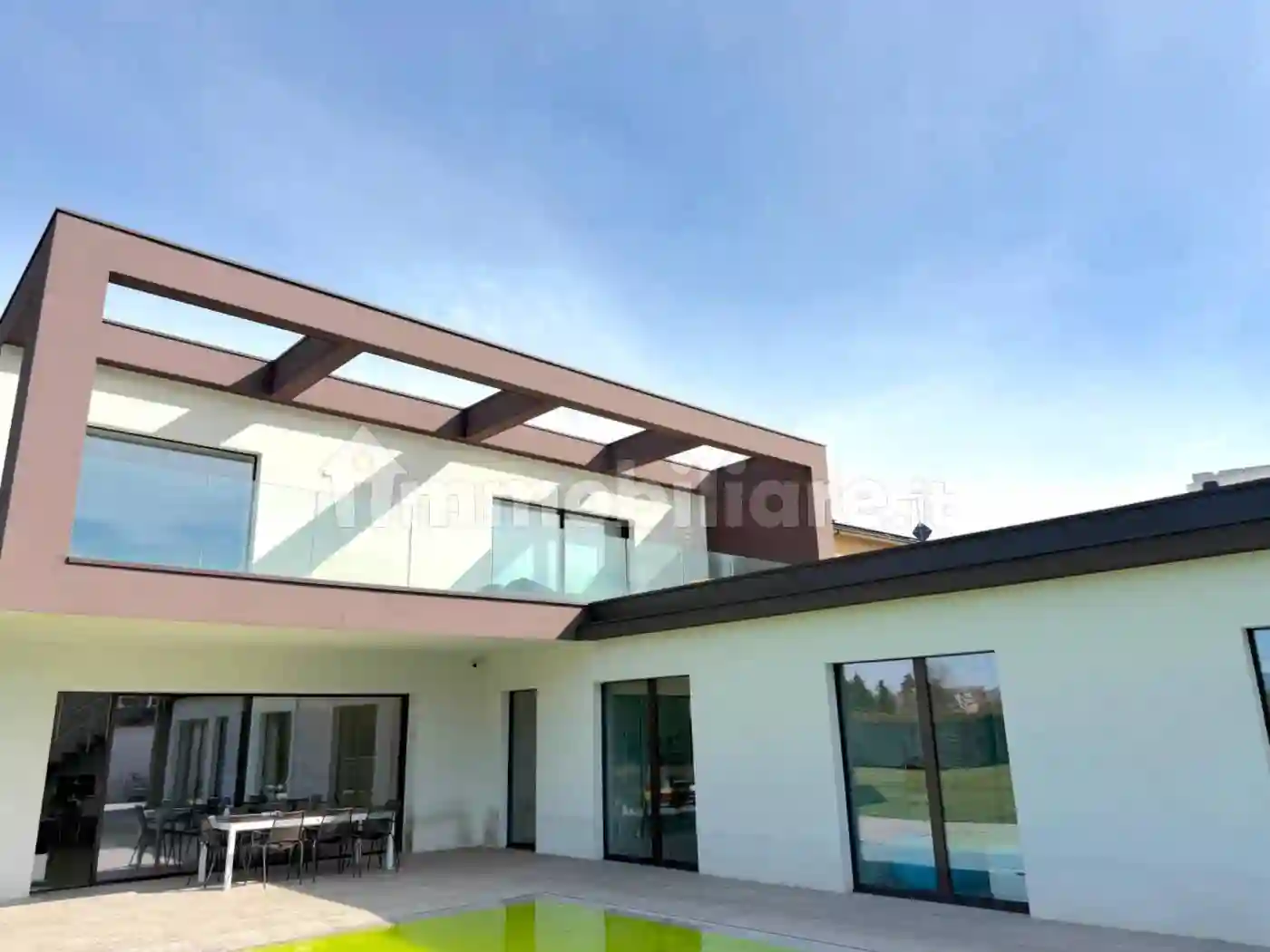 Villa - foto 2