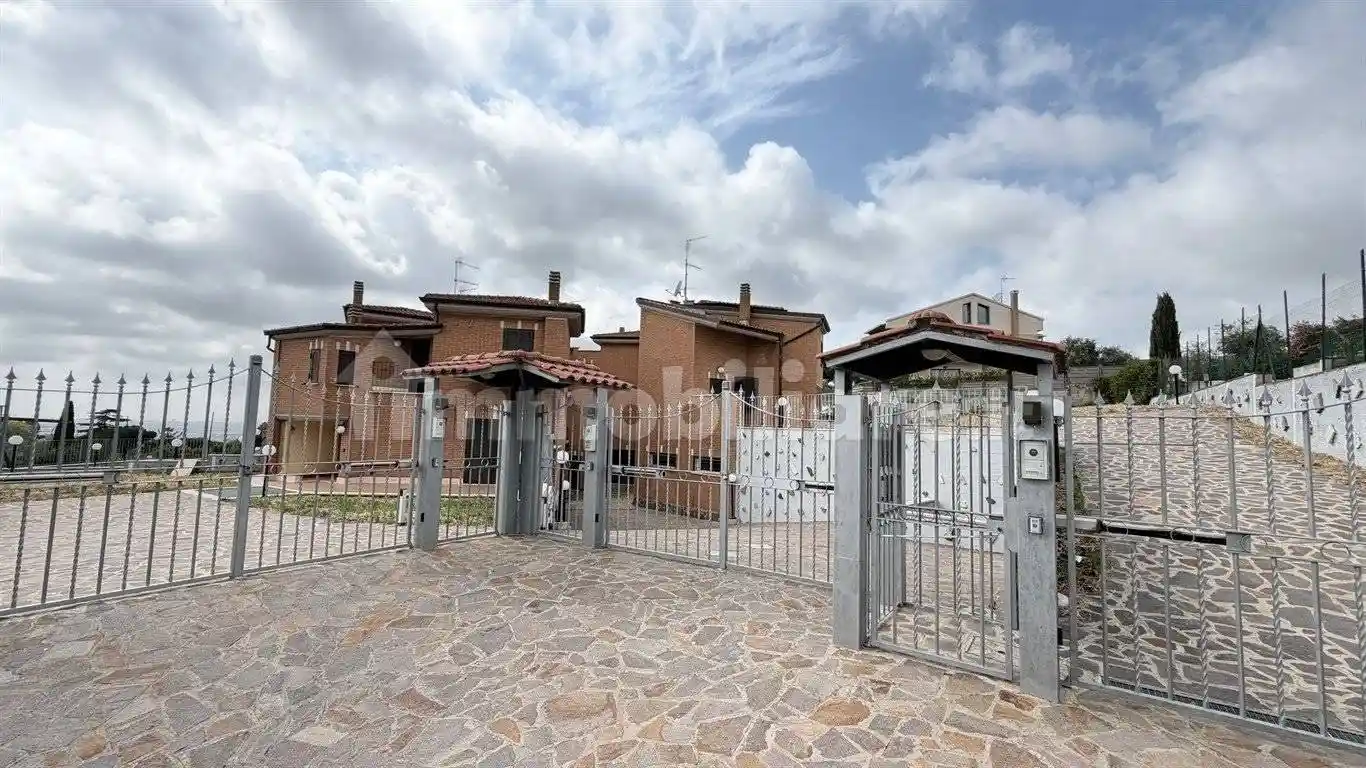 Villa in vendita a Albano Laziale