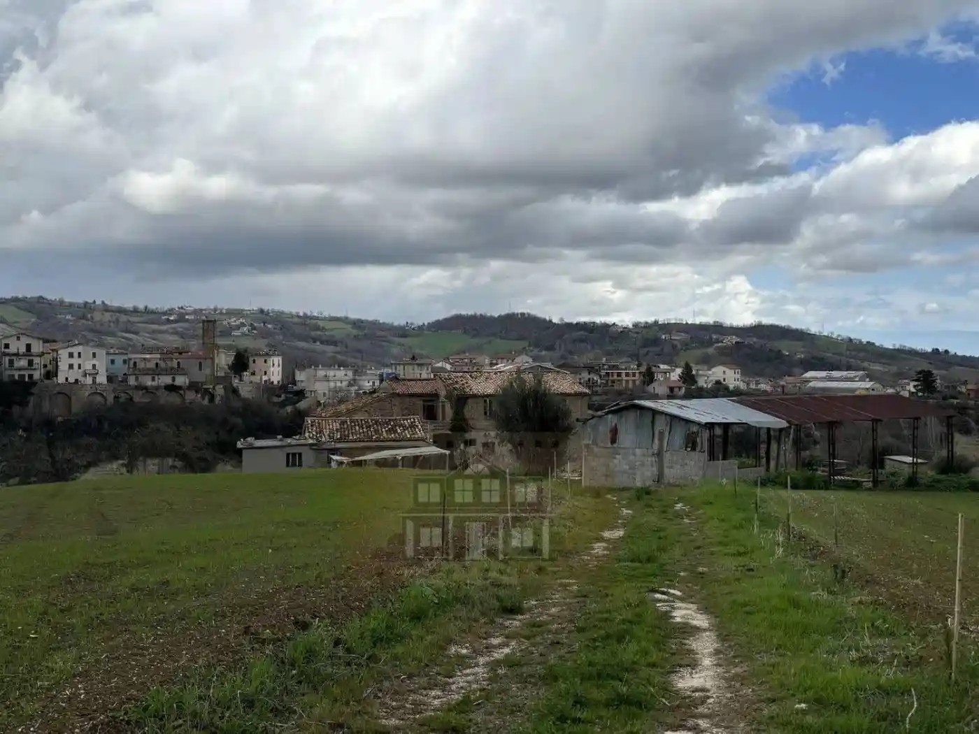 Rustico - Casale in vendita a Campli