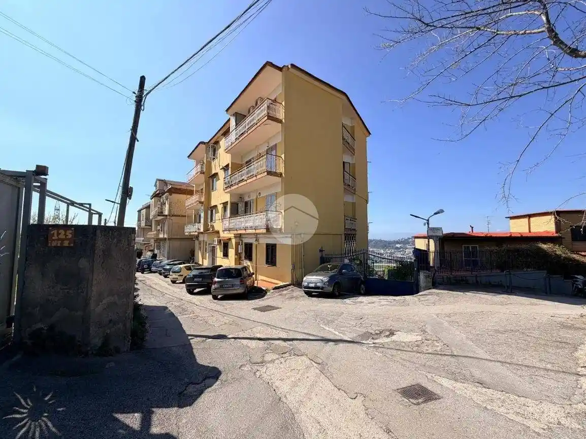 Appartamento in affitto a Napoli