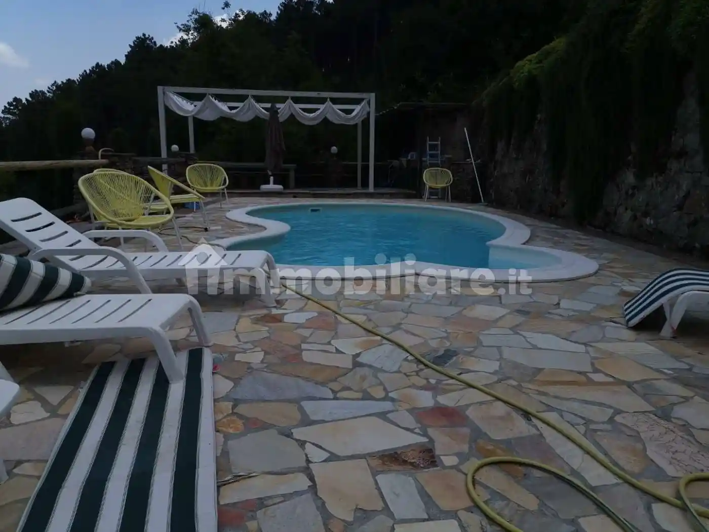 Villa in vendita a Buti