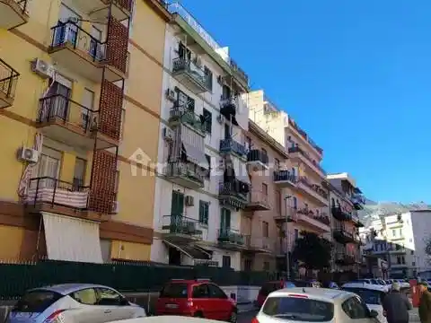 Appartamento in vendita a Palermo