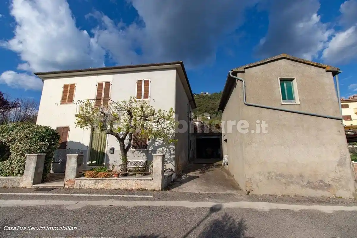 Villa in vendita a Amelia
