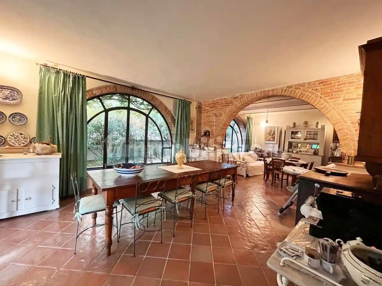 Rustico - Casale in vendita a Foiano della Chiana