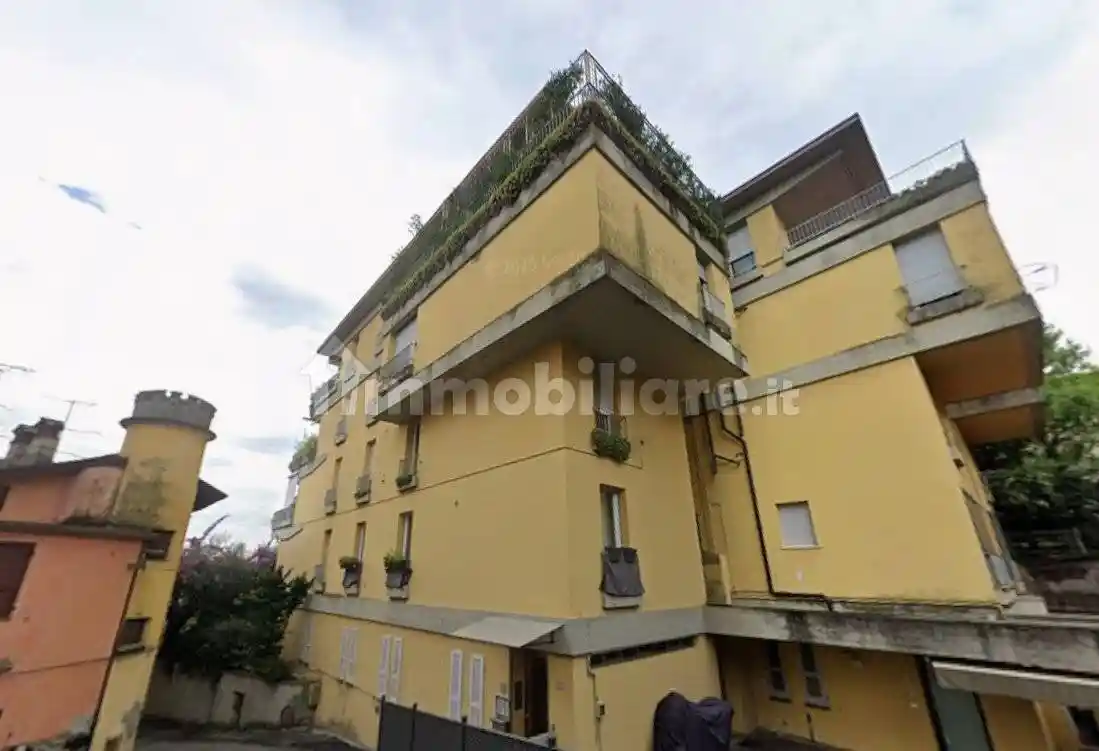 Appartamento in vendita a Gardone Riviera