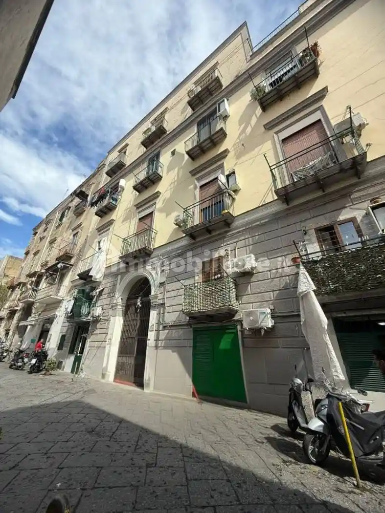 Appartamento in vendita a Napoli