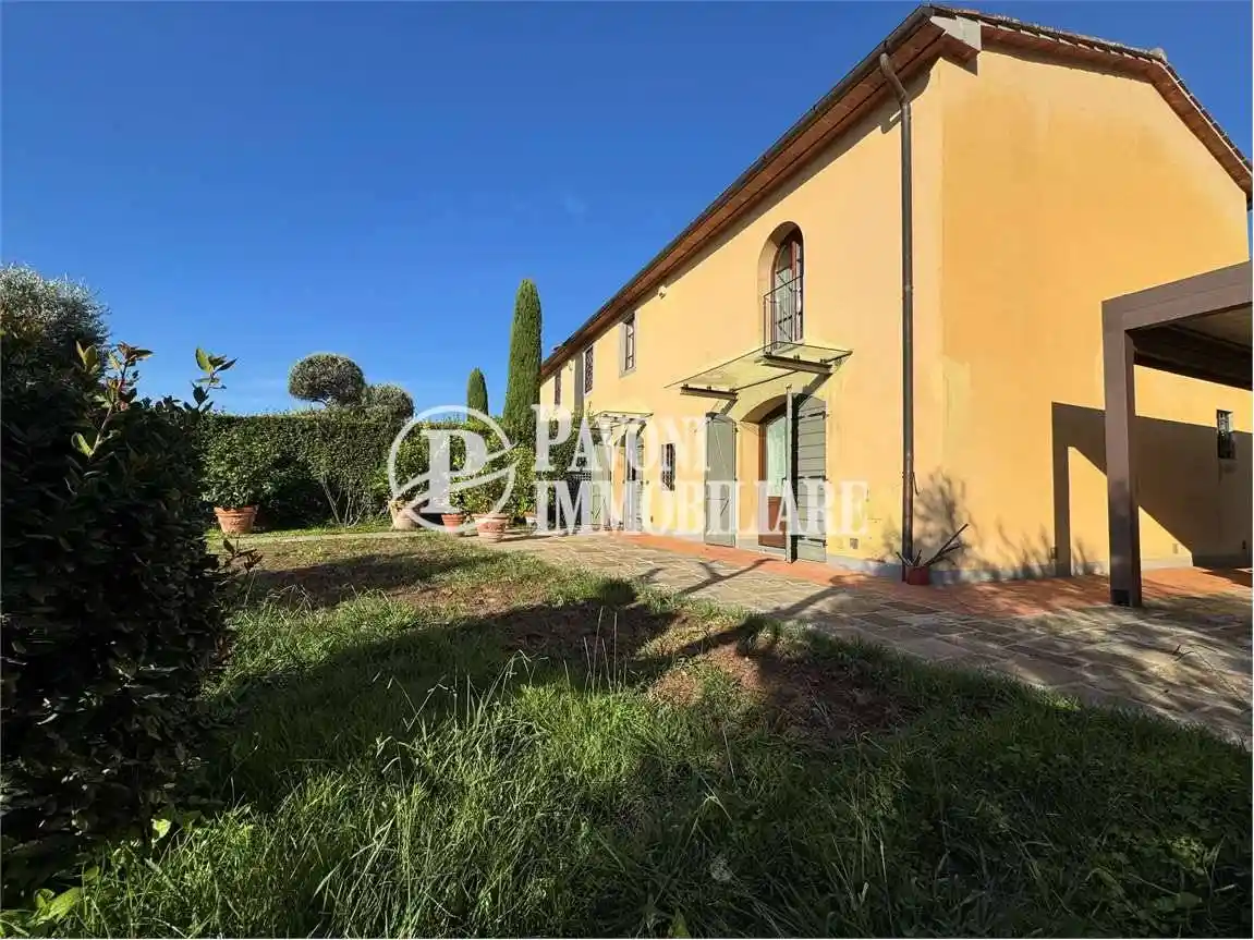 Villa in vendita a Pistoia