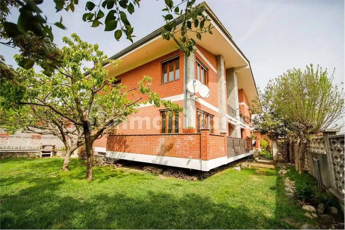 Villa in vendita a Volpiano