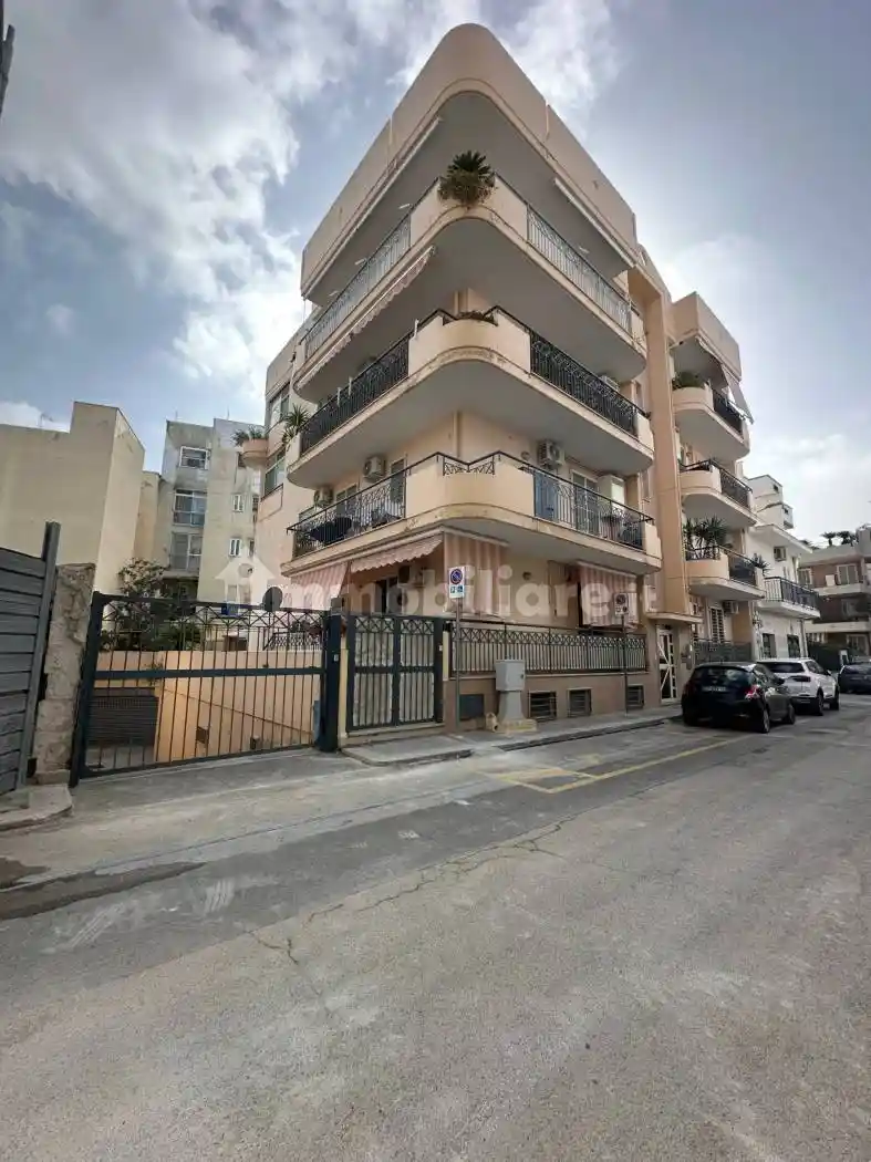 Appartamento in affitto a Modugno