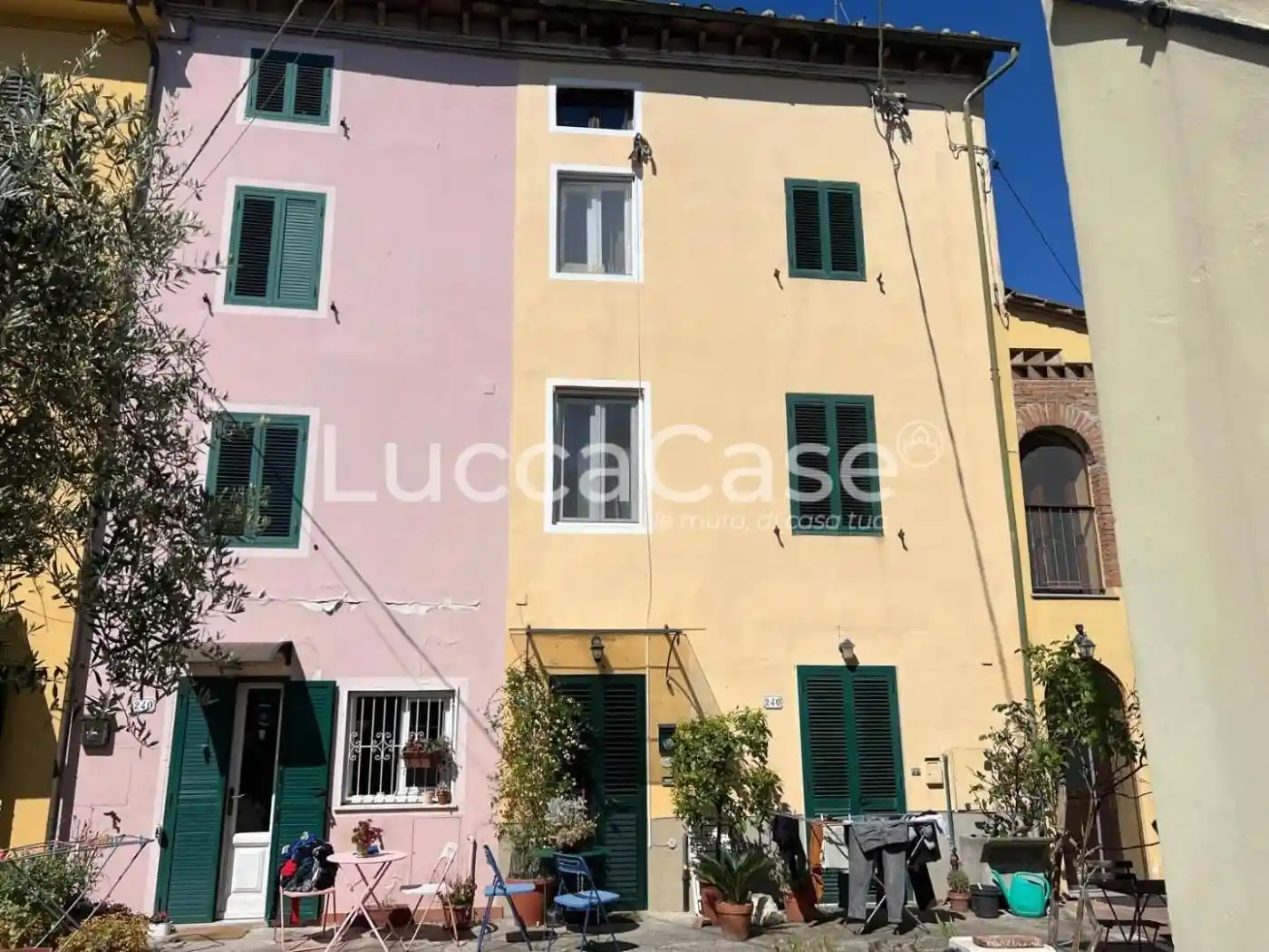 Casa indipendente in vendita a Lucca