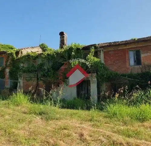 Rustico - Casale in vendita a Macerata