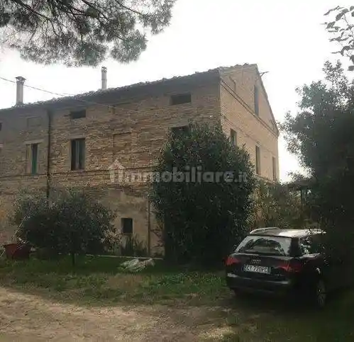 Rustico - Casale in vendita a Treia