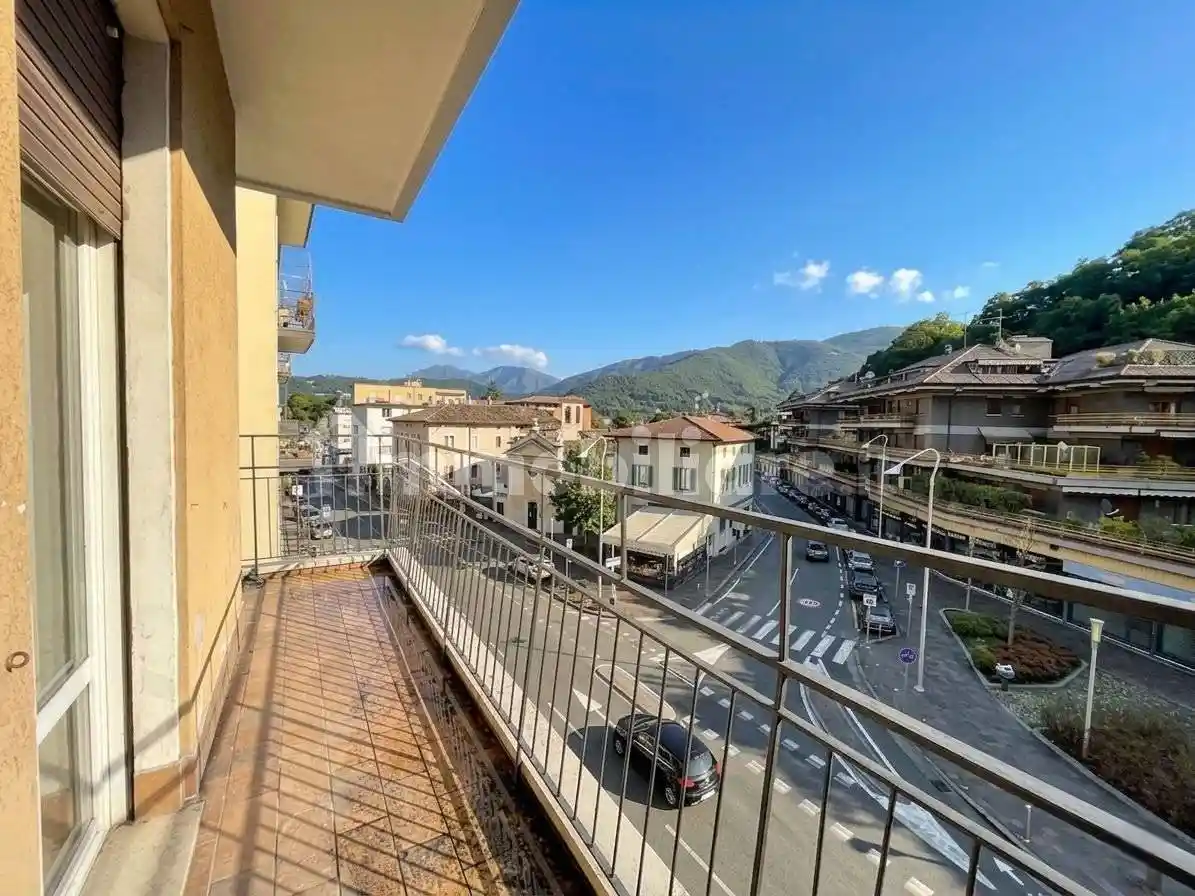 Appartamento in vendita a Brescia