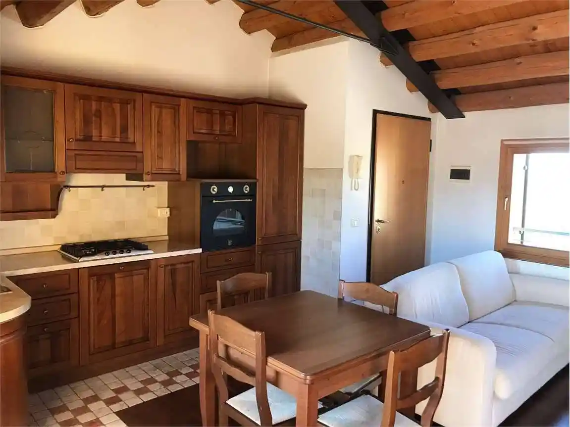 Appartamento in vendita a Refrontolo