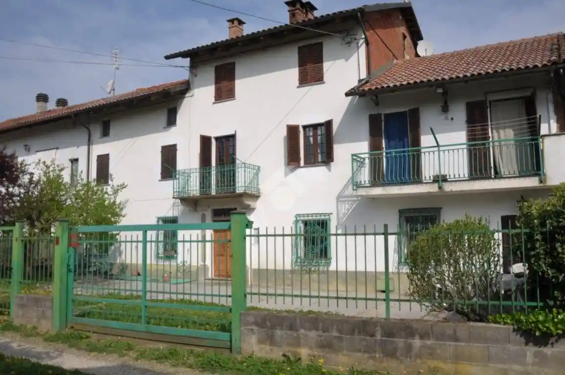 Casa indipendente in vendita a Antignano