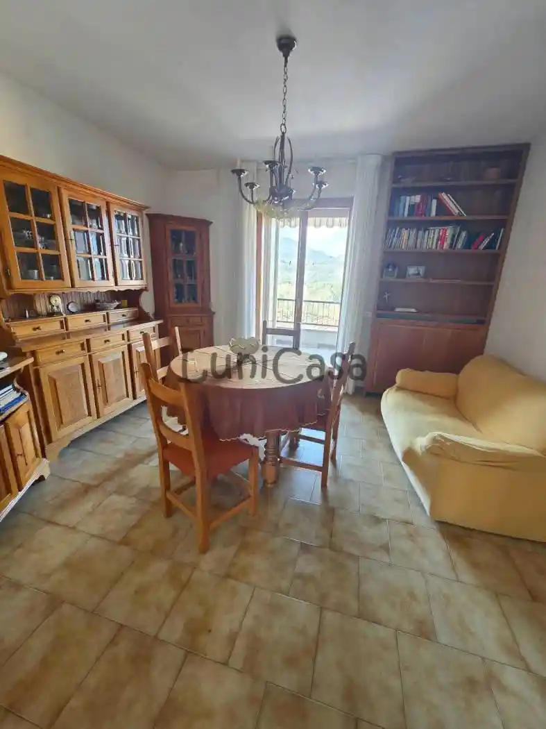 Appartamento in vendita a Filattiera