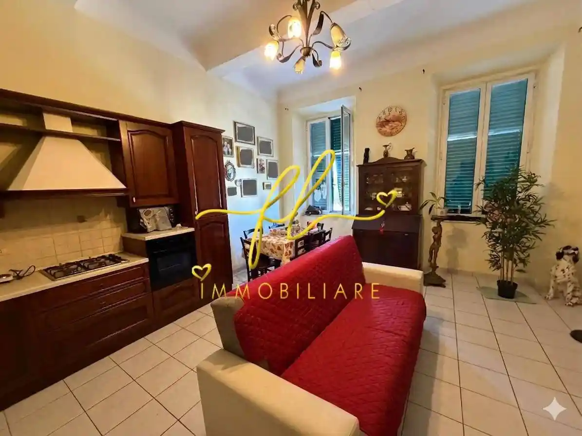 Appartamento in vendita a Livorno