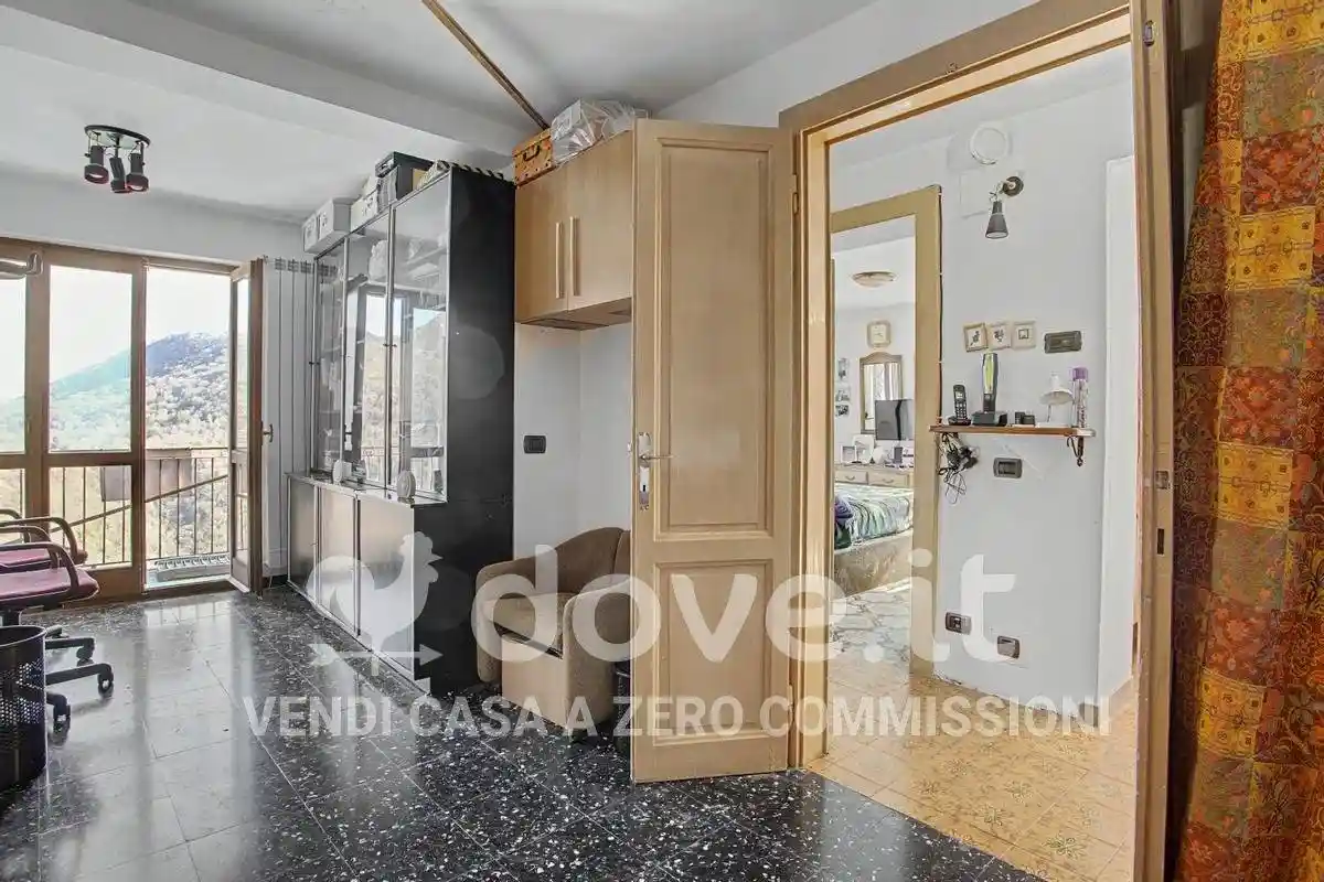 Villa in vendita a Maccagno con Pino e Veddasca