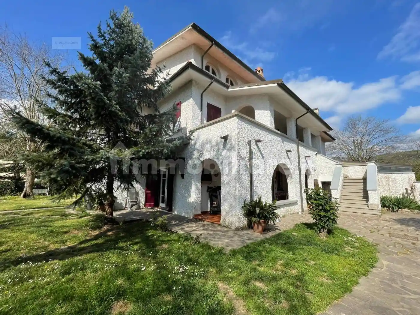 Villa in vendita a Lucca