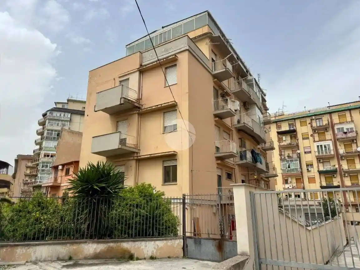 Appartamento in vendita a Palermo
