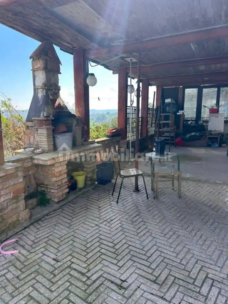 Casa indipendente in vendita a Pescara