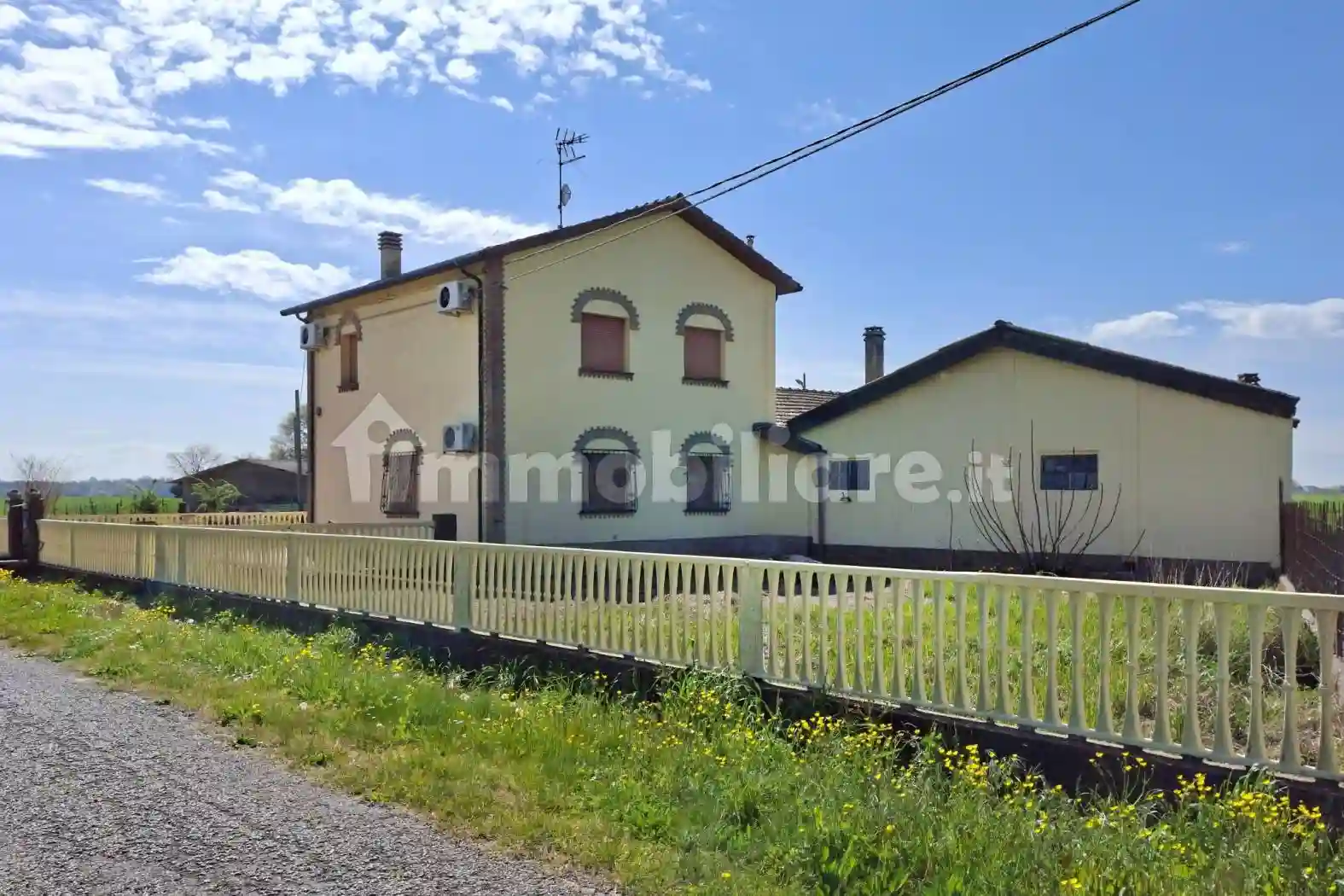 Villa - foto 2