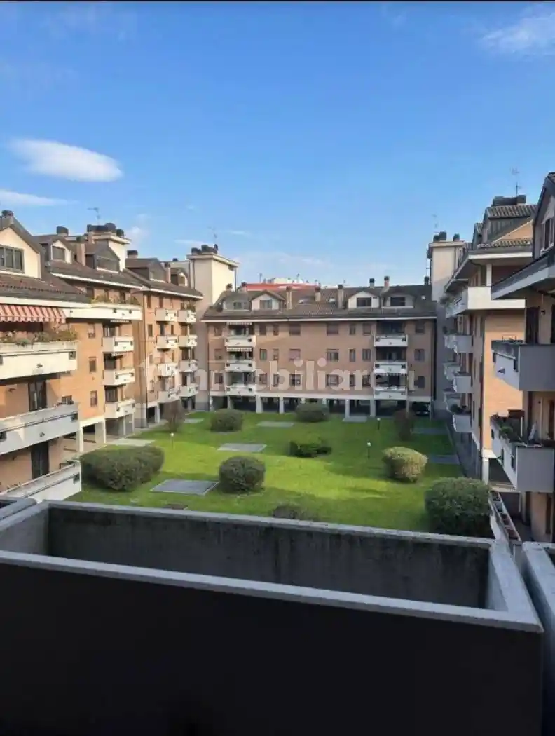 Appartamento in affitto a Opera