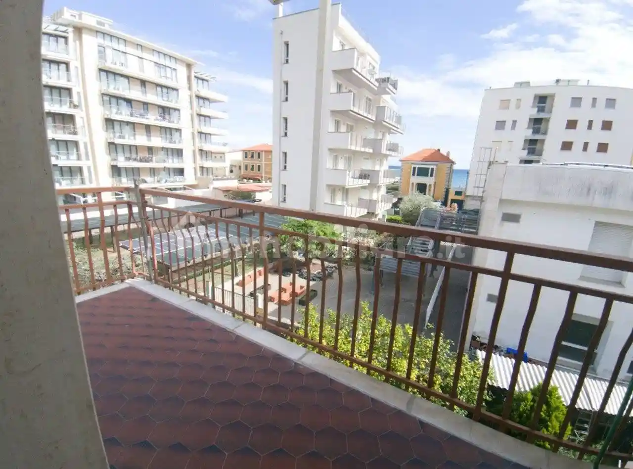 Appartamento in vendita a Pietra Ligure