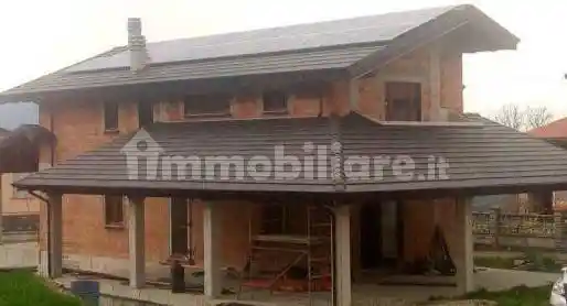 Villa in vendita a Ferriere