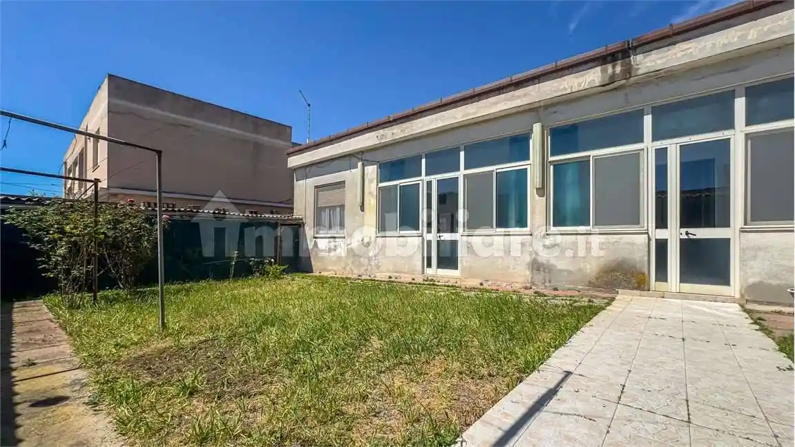 Casa indipendente in vendita a Dolianova