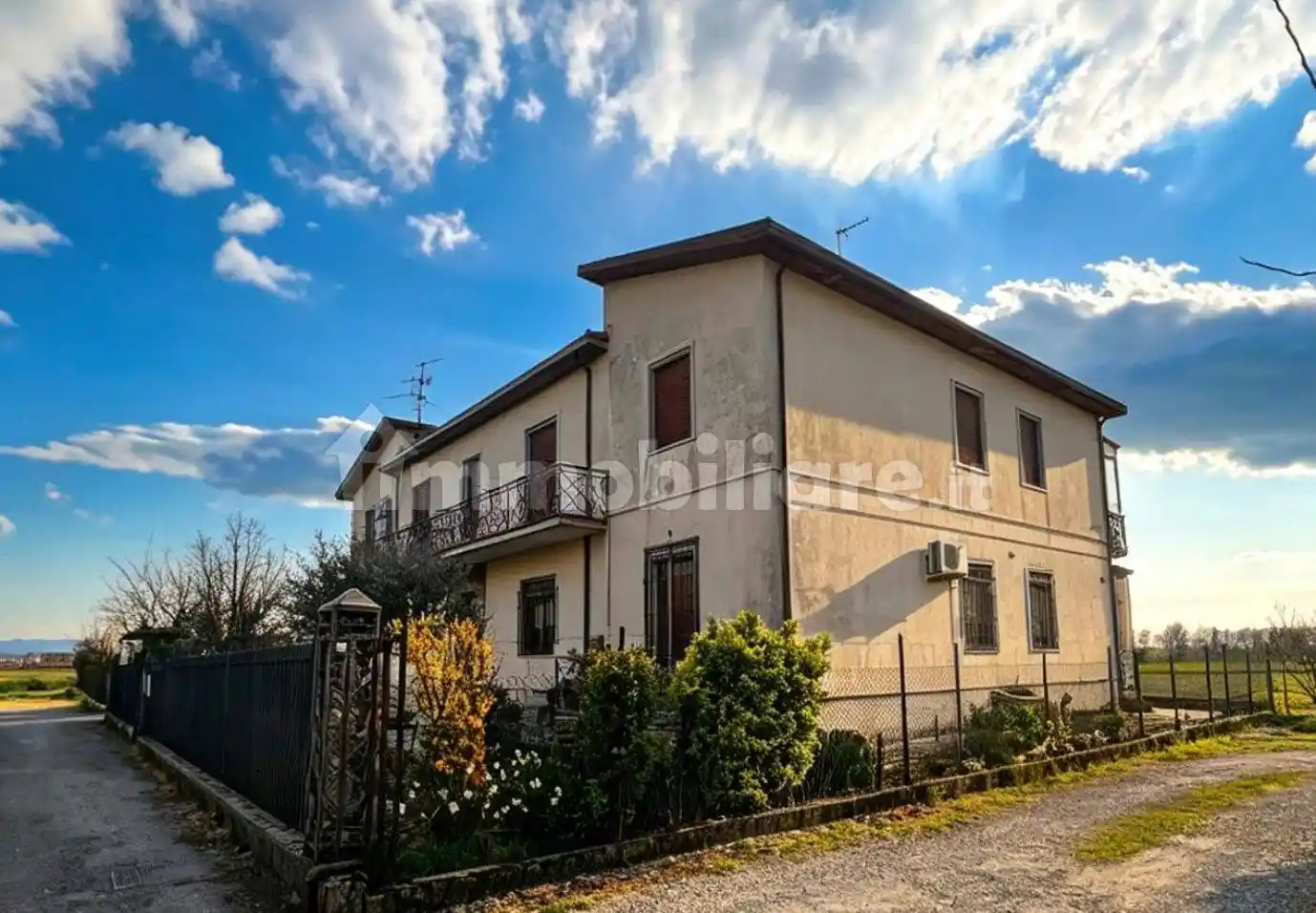 Appartamento in vendita a Pinarolo Po