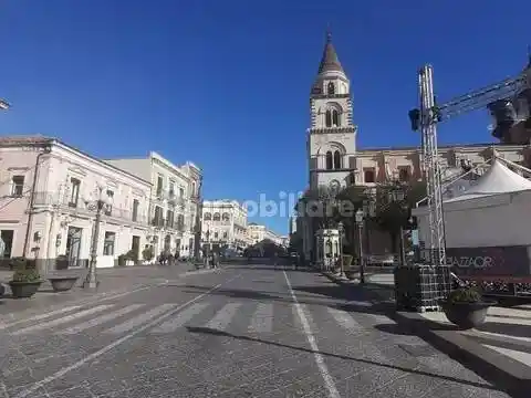 Appartamento in vendita a Acireale