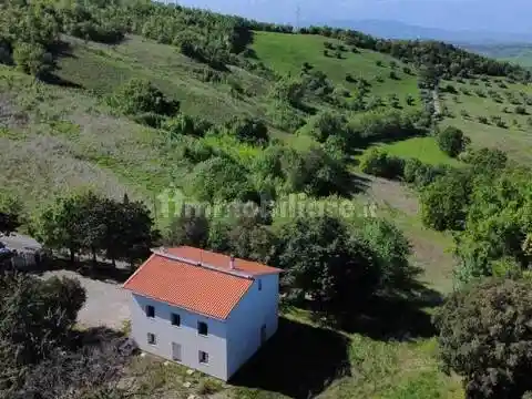 Villa in vendita a Pomarance