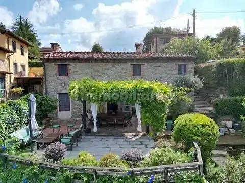 Villa in vendita a Massarosa